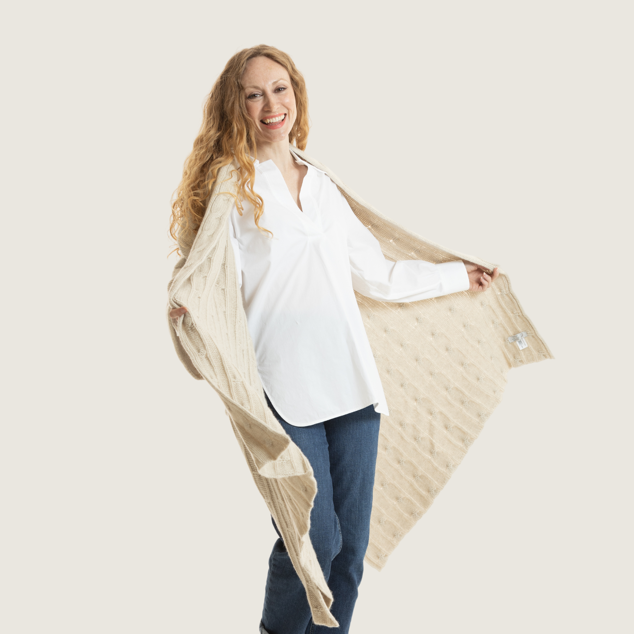 The Cashmere Knitted Cable Stole in Natural Sand