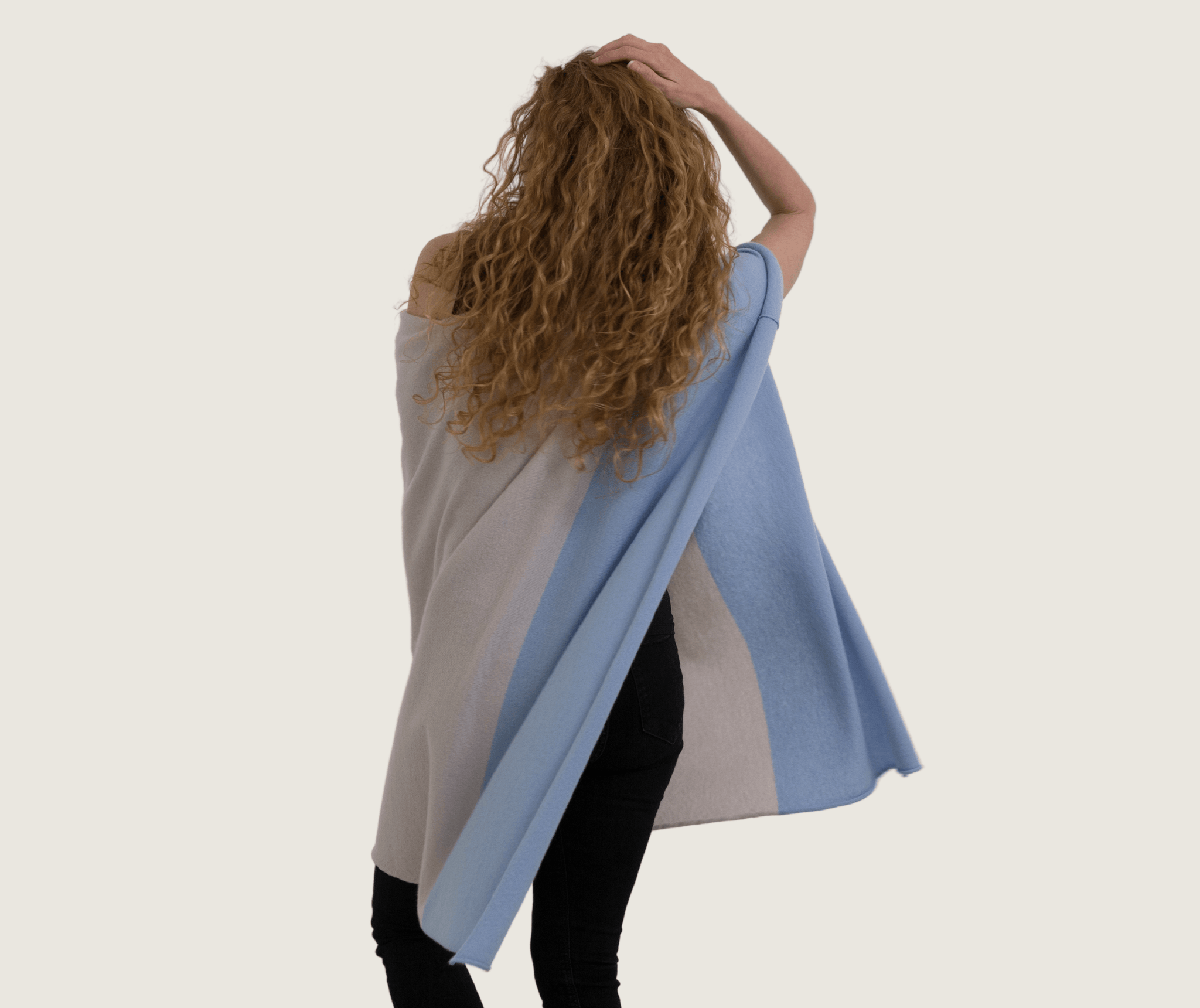 The Cashmere Relaxed Poncho in Natural/Light Blue - Teacup and Tova