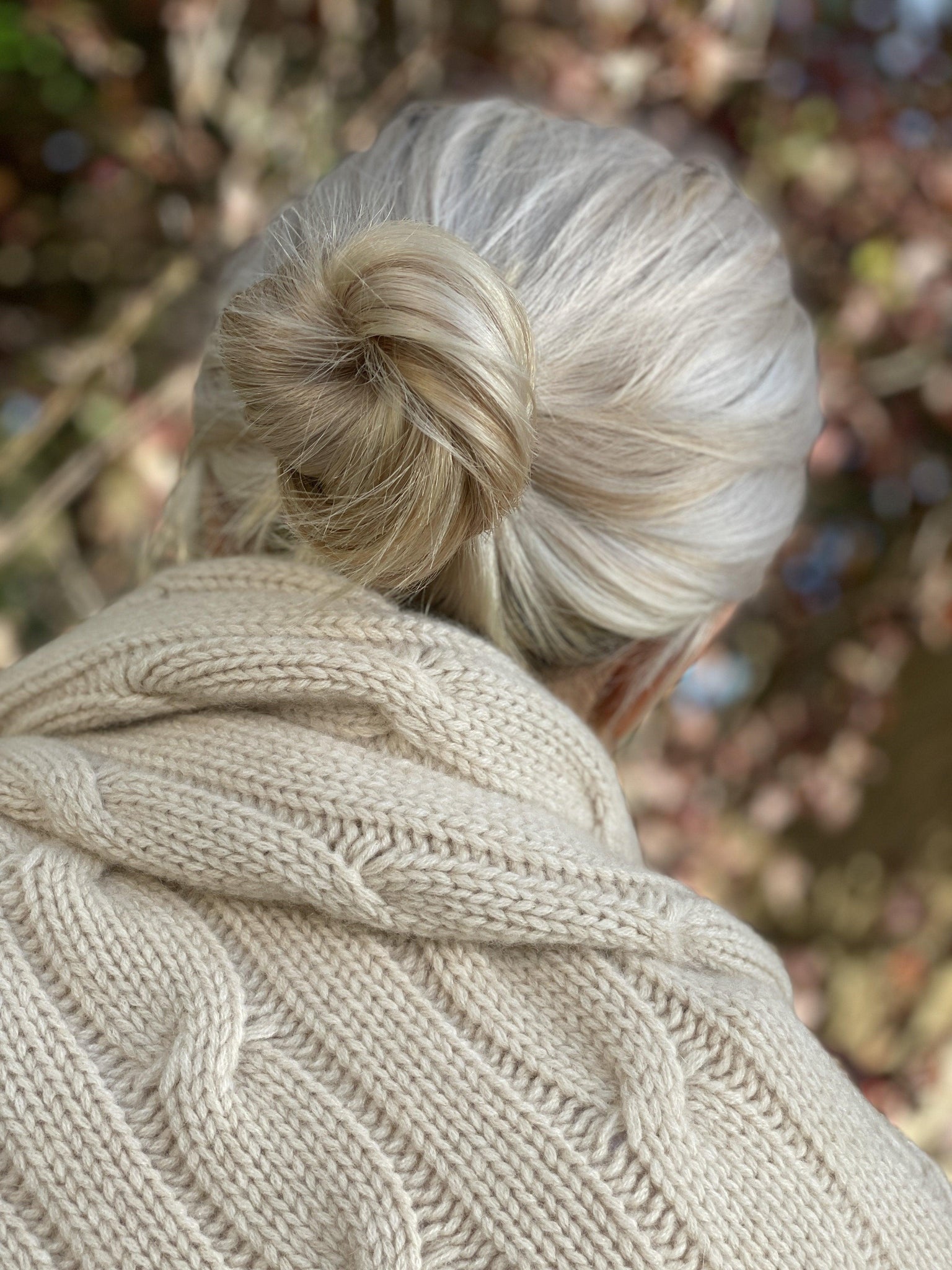 The Cashmere Knitted Cable Stole in Natural Brown - Teacup and Tova